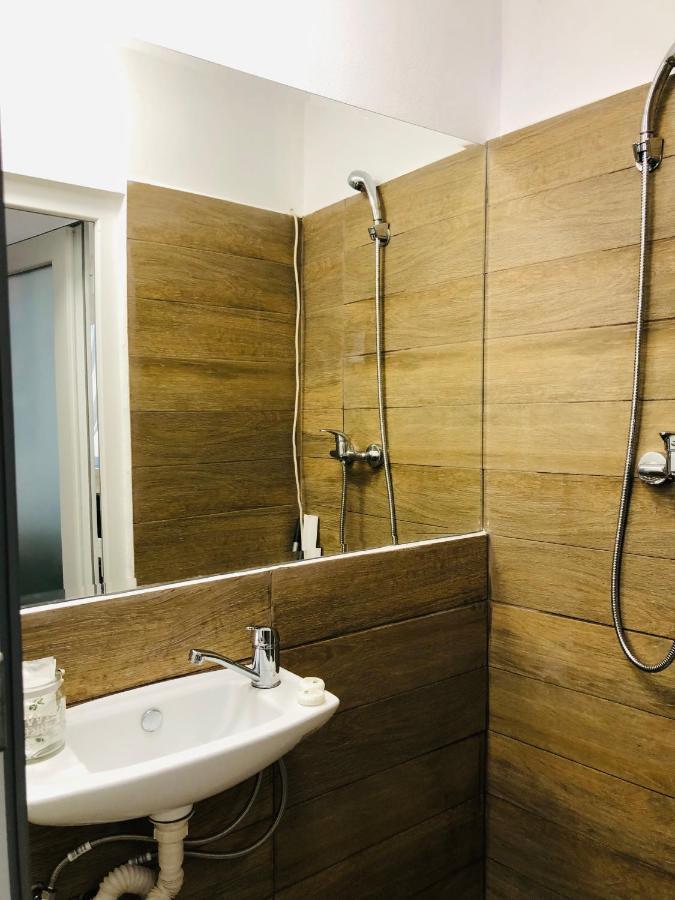 Central Petit Room Braszów Zewnętrze zdjęcie